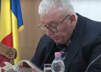 Milionarul și muza | Viorel Micula și-a dezvăluit public latura sensibilă. A citit o poezie proprie dedicată tatălui său