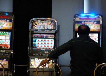 Casinourile și sălile de joc vor avea o listă neagră cu jucătorii | Lege promulgată