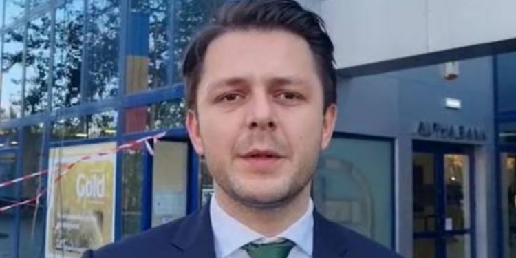 Viceprimarul orădean al Timișoarei, Ruben Lațcău, audiat la DNA