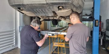 VIDEO. Ateliere auto neautorizate, în vizorul RAR | Sute de service-uri verificate