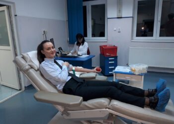 Donatori de viață | Aproape 20 de pompieri bihoreni au donat sânge la Centrul de Transfuzii din Oradea