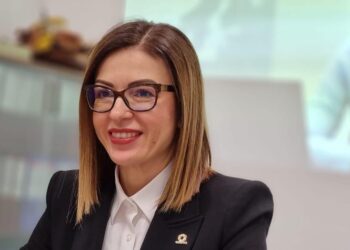 Excelență în meserie. Orădeanca Alina Silaghi, în culisele celei mai mari investiții private din România | L-a “sedus” și pe cel mai bogat român din SUA, orădeanul George Haber