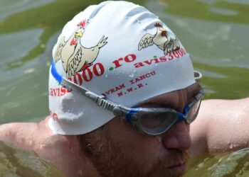 O cursă sinucigașă. Cel mai rezistent înotător român în ape deschise, Avram Iancu, “probă de foc” la Oradea spre Mila Înghețată