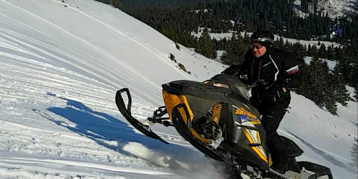 Cum arăta, în copilărie, Crăciunul milionarului de azi Beniamin Rus. “Era atâta bucurie și stare de bine că nimeni și nimic nu putea să ne strice fericirea zilelor de atunci”. Se ascundea în podul de la cocina porcilor să repete colinzile pentru a păstra secretul