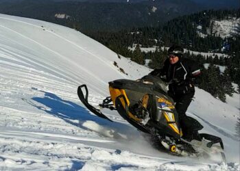 Cum arăta, în copilărie, Crăciunul milionarului de azi Beniamin Rus. “Era atâta bucurie și stare de bine că nimeni și nimic nu putea să ne strice fericirea zilelor de atunci”. Se ascundea în podul de la cocina porcilor să repete colinzile pentru a păstra secretul