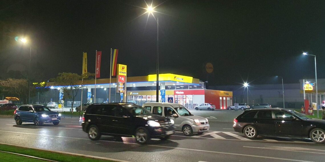 Motorina coboară sub pragul de 8 lei pe litru | Care sunt prețurile la carburanți, azi, în Oradea