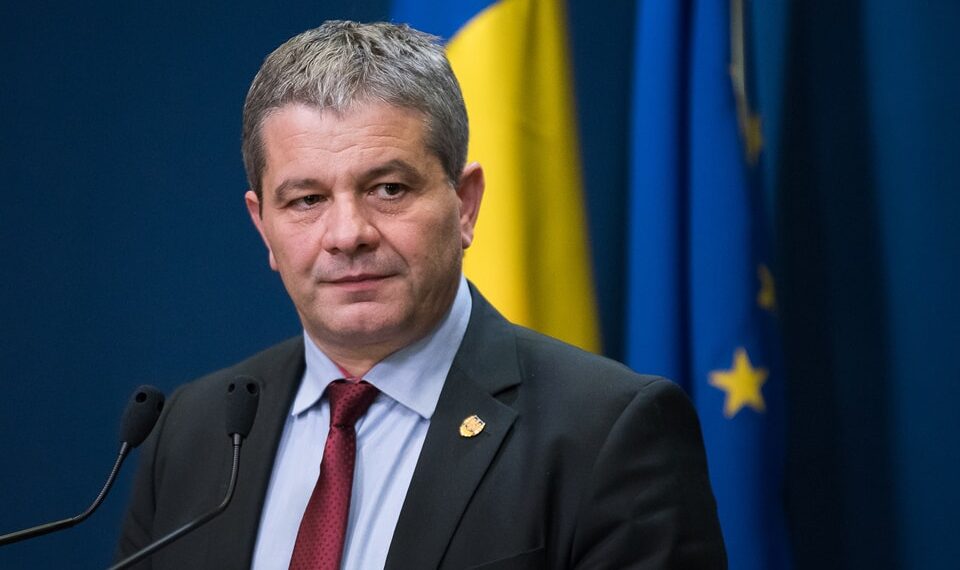Senatorul PSD de Bihor, Florian Bodog, îndeamnă la boicot împotriva produselor și serviciilor firmelor austriece | “Să-i lovim acolo unde îi doare mai tare: la buzunare!”