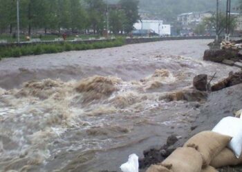 Bihorul sub Cod galben de viituri de azi, de la ora 12,00, până mâine la 9,00