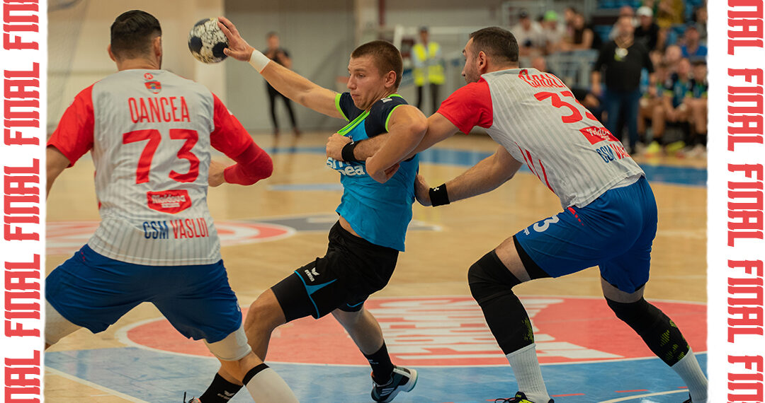 Meciuri dramatice pentru handbaliștii orădeni. Prima echipă la un pas de primul punct. Echipa a doua, egal cu liderul