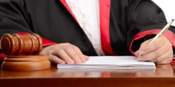 45 de magistrați, printre care și membri ai CSM, pensionați într-o singură zi