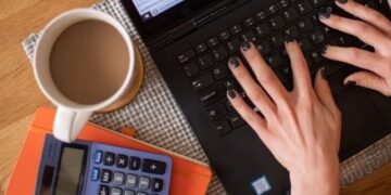 Creator de conținut și organizator de evenimente, printre noile meserii recunoscute în România