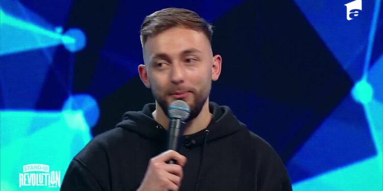 VIDEO. Beiușeanul Mădălin Cîrje a câștigat Stand-Up Revolution cu o glumă despre tatăl său. Numărul care i-a adus 20.000 de euro