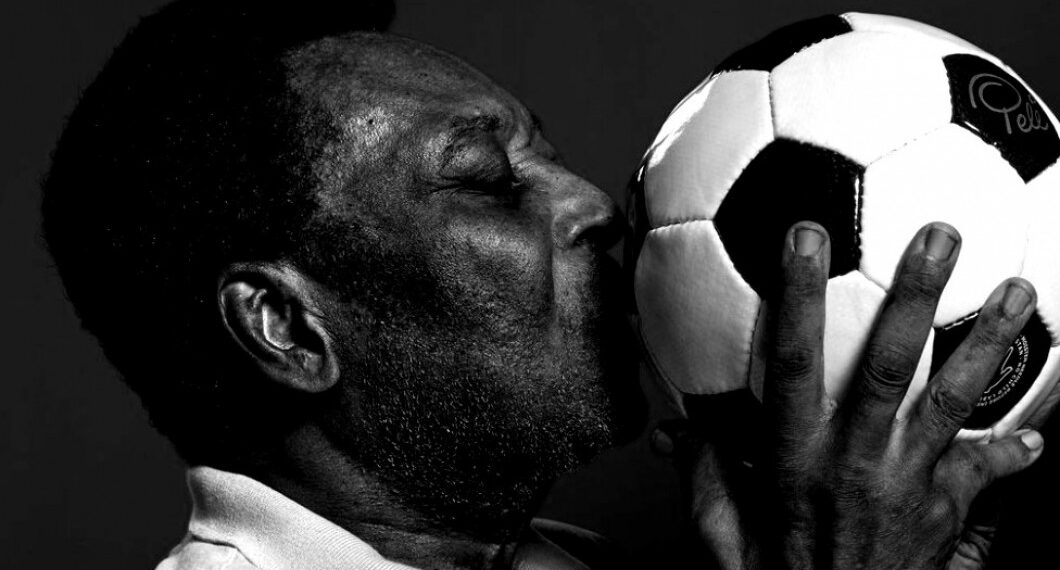 Legendarul Pele a murit! Se lupta cu cancerul de mai multa vreme