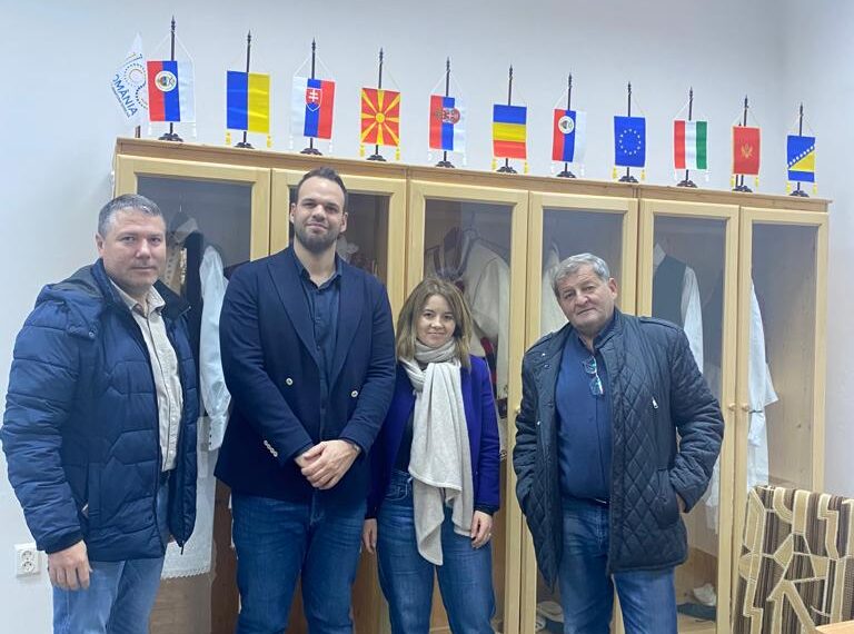 Elvețienii de la Global Swiss Learning, interesați de afaceri la Pomezeu. Incubator de afaceri în bioeconomie, investiție de 6 milioane lei