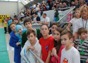 S-a stins soția primului înotător român care a parcurs 100 de metri sub 56 de secunde | Georgeta Schier a fost antrenoare la CSM Oradea