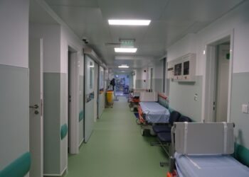 Spitalele, obligate la transparență | În maximum două ore, pe baza unui cod unic, trebuie să informeze telefonic familia despre starea pacientului internat