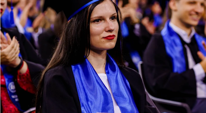 Orădeanca Andreea Spoială a luat cel mai mare punctaj din țară la rezidențiat. A absolvit Harvard-ul României