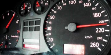 Confiscarea mașinii – pedeapsa pentru vitezomanii care depășesc viteza lega cu mai mult de 100 km/h | Proiect