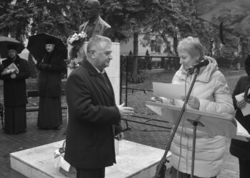 “Un accident stupid într-o clipă fatală a răpit fulgerător comunităţii noastre un om de excepţie”. Băiatul său de 21 de ani e la ATI