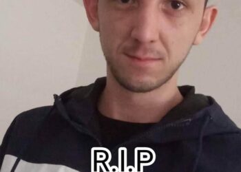 Detalii noi în cazul tânărului din Girișu de Criș mort în Germania. Nu a fost înjunghiat. I-a dat în cap. Colegii de muncă l-au dus să moară acasă