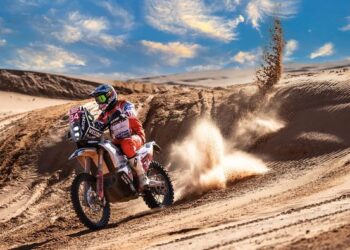 Supraviețuire în deșert. La cea mai dură competiție din lumea motor sportului