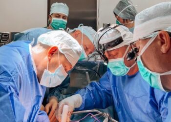 Unei mame de 37 de ani i s-a recomandat să moară într-un centru de paleație. Condamnată la Cluj, salvată la Brașov. Medic: nu acceptați un diagnostic așa grav fără să cereți și părerea altor medici