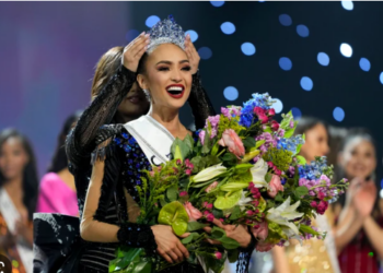 Regina frumuseții. Ea e noua Miss Univers