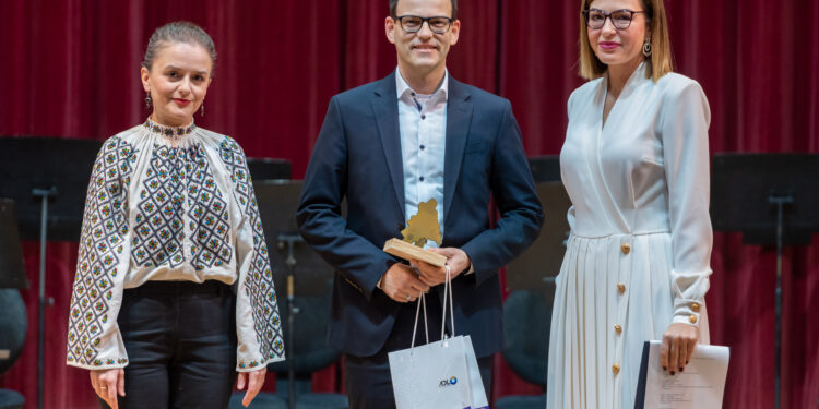 Cele mai mari 10 firme din Bihor . Cine sunt cei mai mari contribubili. Firma celui mai bogat bihorean e de-abia pe locul 6