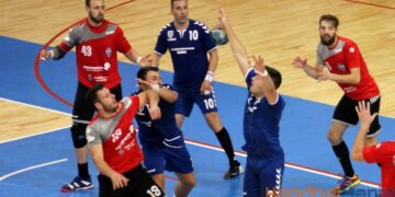 Ziua meciului. Handbaliștii orădeni întâlnesc campioana Dinamo. Copiii și juniorii legitimați, acces gratuit