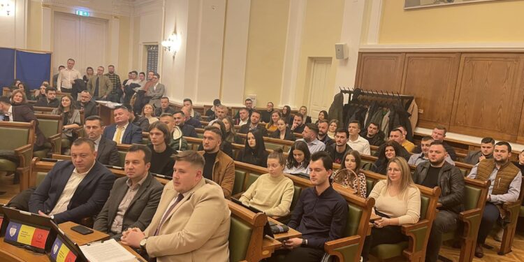 GALERIE. Bogdan Hodișan, încă un mandat la conducerea tinerilor liberali