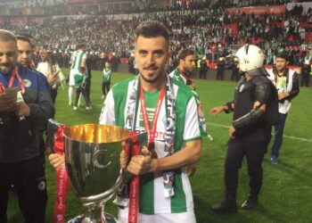 Transfer-bombă la o echipă de fotbal al cărui președinte e preot. E fost golgeter și internațional român, câștigător al Cupei României și al Cupei Turciei