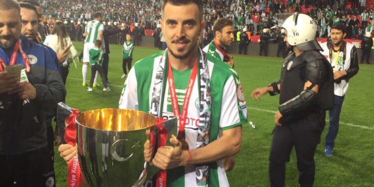 Transfer-bombă la o echipă de fotbal al cărui președinte e preot. E fost golgeter și internațional român, câștigător al Cupei României și al Cupei Turciei