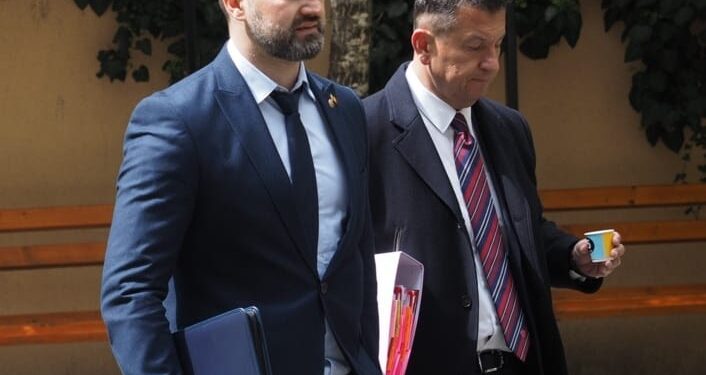 Parlamentarul care azi vrea să demonstreze că nu a fost parte dintr-un grup infracțional organizat. Se prezintă la Înalta Curte. Acuzat că era cărăuș de migranți la granița cu Ungaria