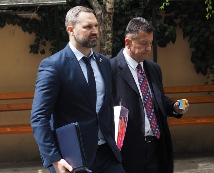 Parlamentarul care azi vrea să demonstreze că nu a fost parte dintr-un grup infracțional organizat. Se prezintă la Înalta Curte. Acuzat că era cărăuș de migranți la granița cu Ungaria