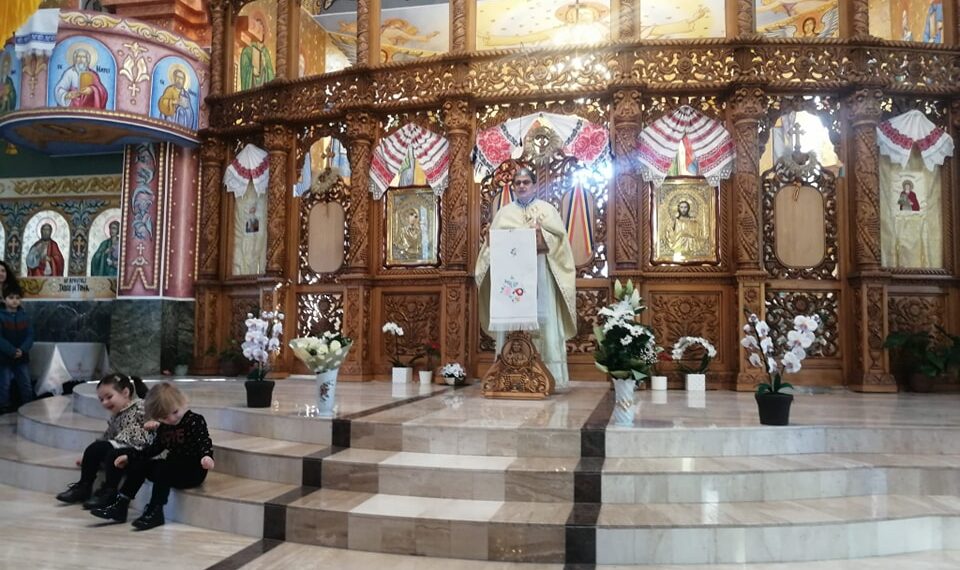 A schimbat costumul de ministru cu sutana. Marcel Boloș, din fotoliul de la Investiții Europene în Altar