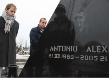 Baschesbalistul de pe “Hall of Fame”, Toni Alexa, mort într-un tragic accident acum 18 ani,  ar fi mândru să-și vadă fiica. Polițistul care l-a jefuit când se zbătea între viață și moarte, condamnat
