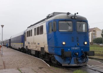 Trenul Satu Mare – Bucureşti, via Oradea, 3 ore întârziere