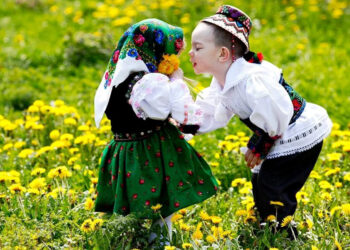 Celebrând Dragobetele: Sărbătorile iubirii, explicate pe înţelesul tuturor la Colocviile Muzeului Țării Crişurilor