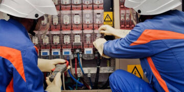 Dictatura Electrica: în plină iarnă, furnizorul de energie lasă în frig şi fără apă mii de orădeni