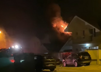 Casa cu acoperișul în flăcări, în Cartierul Grigorescu