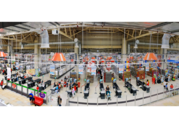 Renunță total la casele de marcat clasice. Ce se întâmplă cu casierii