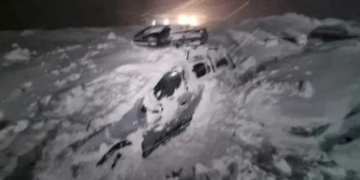 Cabană cu 60 de turiști prinsă sub avalanșă. Au scăpat ca prin urechile acului