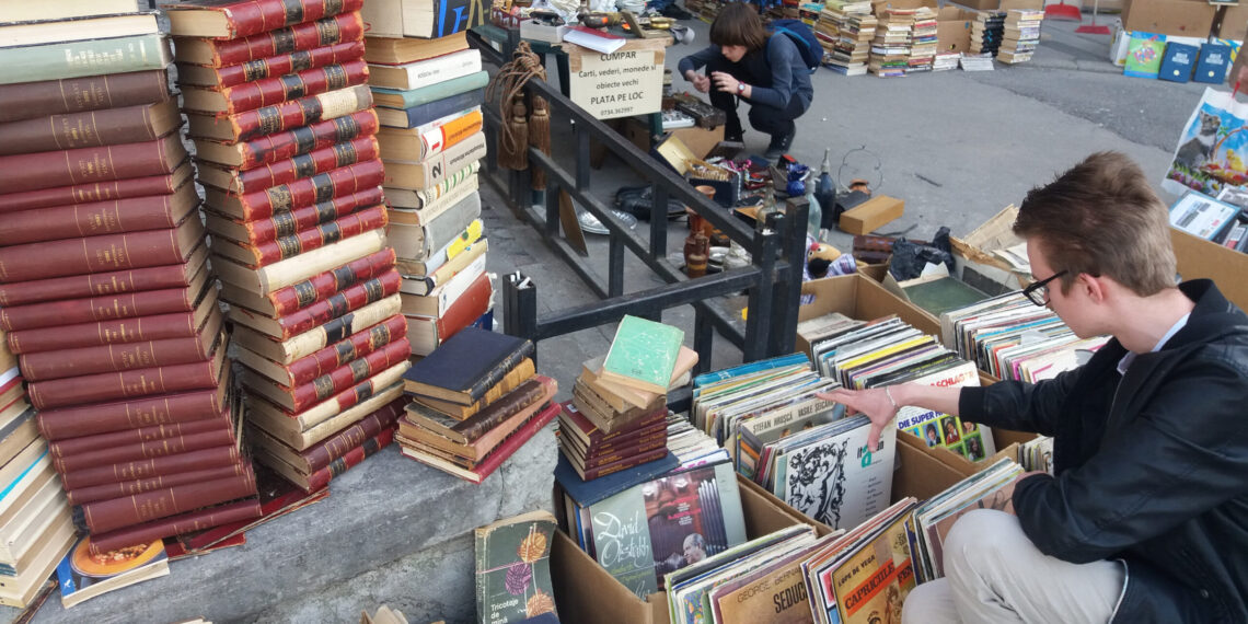 Bihorul a pierdut 80% din bibliotecile publice. Fondul de carte constituit din cărți vechi de 30-40 de ani