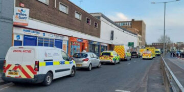 Cuplu, găsit mort într-un salon de tatuaje