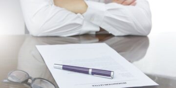 Un angajat al Consiliului Județean a demisionat fiindcă nu făcea nimic și primea 6500 lei/lună