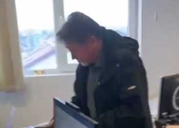 Situație de neînchipuit la Direcția de Sănătate Publică. Atac cu aparatul de electroșocuri