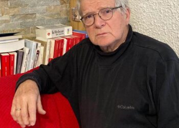 Vine în Bihor de 30 de ani. Jurnalistul francez care se simte la Mișca și Chișlaz, acasă. A promovat România în grupurile de motocicliști, iar acum va citi  „Scrisori către un prieten motociclist„