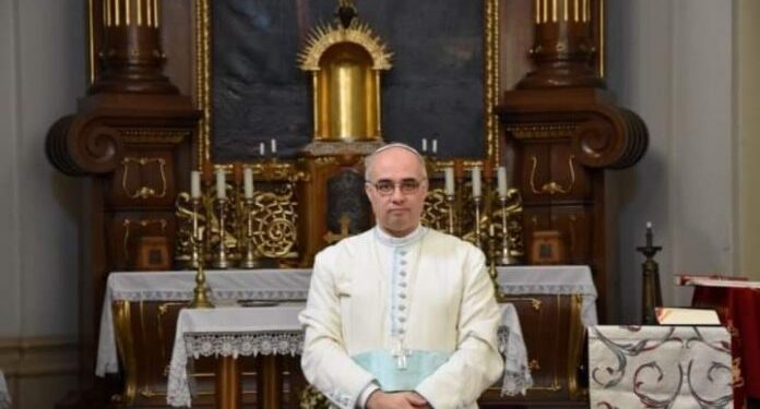 Călugării albi, cei mai mari  datornici la Primăria Oradea. Au revendicat mii de ha în Băile Felix, clădirea CN Mihai Eminescu, stadionul Voința