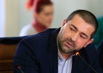 Fostul manager al Spitalului Municipal, Dacian Foncea,  pierde procesul cu Primăria Oradea. Dorea să revină la cârma instituției. Și-a extins acțiunea și față de primarul Bolojan și față de Consiliul de Administrație al Spitalului Clinic Municipal ”Dr. Gavril Curteanu” Oradea