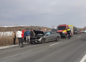 Accident pe drumul Cluj-Oradea. Două autospeciale cu modul de descarcerare, mobilizate